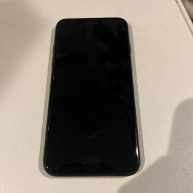iPhone 7 Jet Black 128 GB docomo