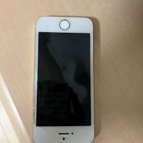 Apple iPhone SE ゴールド 本体 画面割れ有り