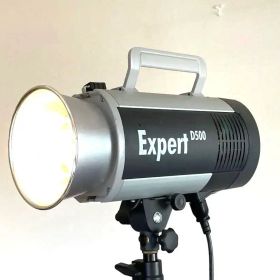 ドイツ製の高性能ストロボ HENSEL EXPERT D500