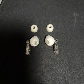 Nothing ear (2) ワイヤレスイヤホン 本体