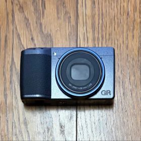 RICOH GR IIIx Urban Edition 本体