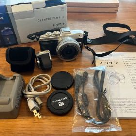 OLYMPUS PEN Lite E-PL7 ミラーレス一眼 本体