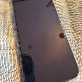 美品 Apple iPhone 11 本体