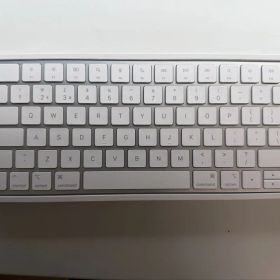 Apple Magic Keyboard (USB-C) 英語(UK)