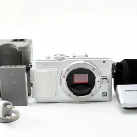 ★美品★ 《ショット数 2531回》 オリンパス OLYMPUS PEN Lite E-PL6 ボディ ホワイト 現状品#2780