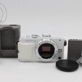 値下げ◆オリンパス OLYMPUS PEN Lite E-PL6 ボディ ミラーレス一眼 極上品 ###o13170