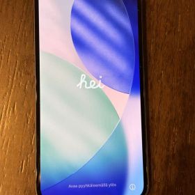 Apple iPhone 13 本体 Midnight