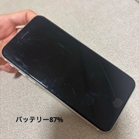 iPhoneSE 第3世代 64GB スターライト バッテリー87%