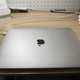 Apple MacBook Pro 本体 2017 13インチ 充電良好