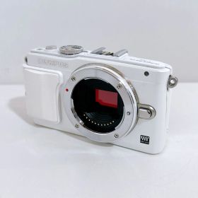 OLYMPUS PEN Lite E-PL6 コンデジ デジカメ ホワイト 本体のみ バッテリーないため動作未確認 中古美品 管理番号KKVURA86