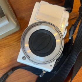 【超美品】OLYMPUS PEN Lite E-PL6ホワイト