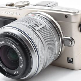 オリンパス ミラーレス一眼 OLYMPUS PEN Lite E-PL6 レンズキット シルバー 中古 新品SDカード付き 届いてすぐに使える 動画撮影 手振れ補正
