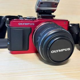 OLYMPUS E-PL6 ミラーレス一眼 本体 ダブルレンズキット