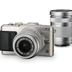 【中古】(非常に良い)OLYMPUS ミラーレス一眼 PEN Lite E-PL6 ダブルズームキット シルバー E-PL6 DZKIT SLV