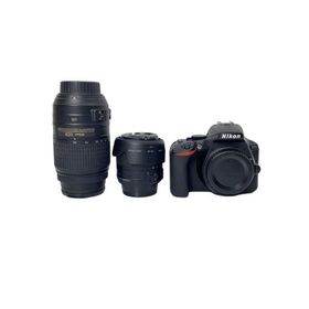 Nikon◆デジタル一眼カメラ D5500 ダブルズームキット [ブラック]//