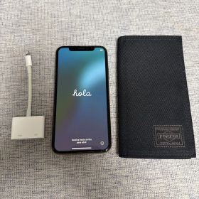 Apple iPhone XS + porterケース + 純正HDMIアダプタ