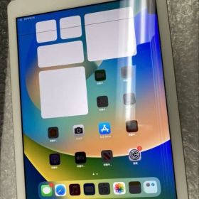 SIMフリー iPad 第5世代A1823 シルバー32GBジャンクロックOFF