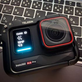 Insta360 Ace Pro 本体 TELESINケース付