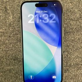 IPhone15-128GB-バッテリー100%です。