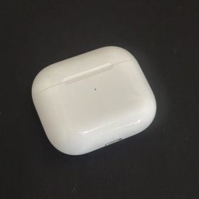 AirPods 第三世代