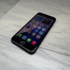 Apple iPhone SE 第2世代 ブラック 本体