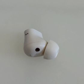 Beats Studio Buds＋ 左 アイボリー