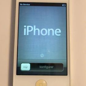 iPhone 4 16GB ホワイト SoftBank／初期化済み ケーブル付