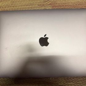 MacBook Air M1 13インチ 8GB 256GB