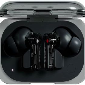 【新品】【即納】【ブラック】【VGP 2025 金賞】Nothing ワイヤレスイヤホン NOTHING Ear (a) ノイズキャンセリング/ChatGPT対応/Bluetooth / 最大42.5時間使用可能 / 軽量/外音取り込み/ハイレゾ対応 音楽 持ち運び 通勤 通学