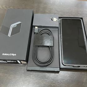 訳あり Galaxy Z Flip6 256GB クラフテッドブラック 液晶不良