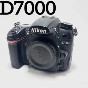 Nikon D7000 ボディ デジタル一眼レフ
