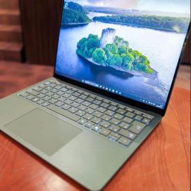 Surface Laptop3 i5/8gb