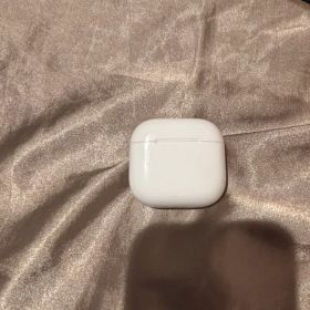 Apple AirPods 4