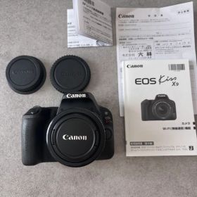 EOS Kiss X9 本体とEF-S24mm F2.8 STM