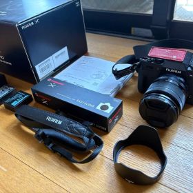 【美品】FUJIFILM X-T10 レンズキット＋限定ストラップ／元箱付属品有