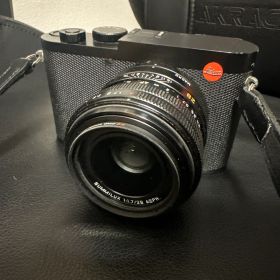 Leica (ライカ) Q2