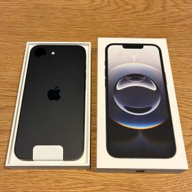 美品 iPhone 16e ブラック 128GB