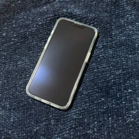 iPhone16e ホワイト 126GB