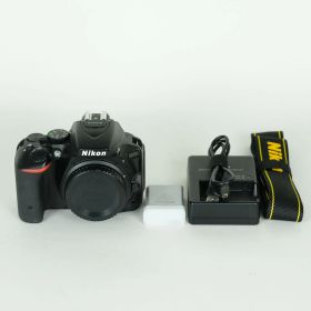 [並品 | シャッター数26,780回] Nikon D5500 | Nikon Fマウント
