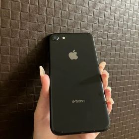 【美品】Apple iPhone 8 256GB ブラック 本体
