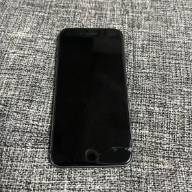 Apple iPhone8 本体