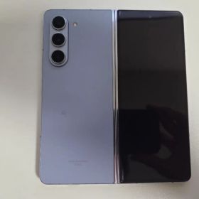 Samsung Galaxy Z Fold5 SCG22 アイシーブルー