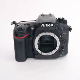 【中古】 (ニコン) Nikon D7200 ボディ【中古カメラ デジタル一眼】 ランク：B