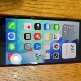 Apple iPhone SE3 64GB RED 本体 アイフォン
