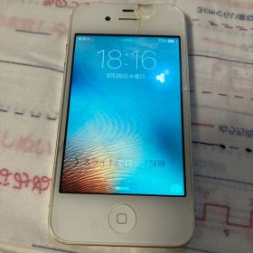 動作確認済み！ iPhone 4s 32GB ホワイト レトロカメラ 画面割れ