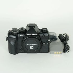 [美品 | シャッター数400回] OM SYSTEM OM-5 Mark II ボディ ブラック | マイクロフォーサーズマウント