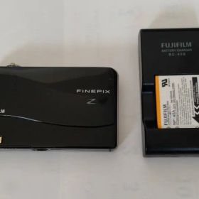 デジタルカメラ FUJIFILM FinePix Z700EXR ブラック