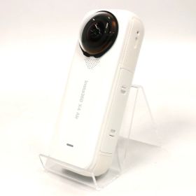 Insta360 X4 Air 360度カメラ insta360-x4-air-wh アークティックホワイト 整備済みアウトレット品 [中古(A)]