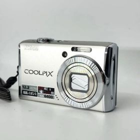 動作未確認 Nikon COOLPIX S6200 光学10倍ズーム シルバー