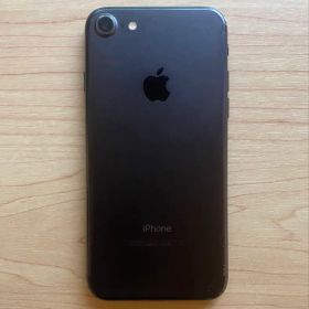 iPhone 7 本体 128GB